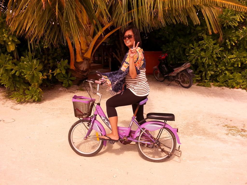 Hotel Maldives Seashine Huraa Zewnętrze zdjęcie
