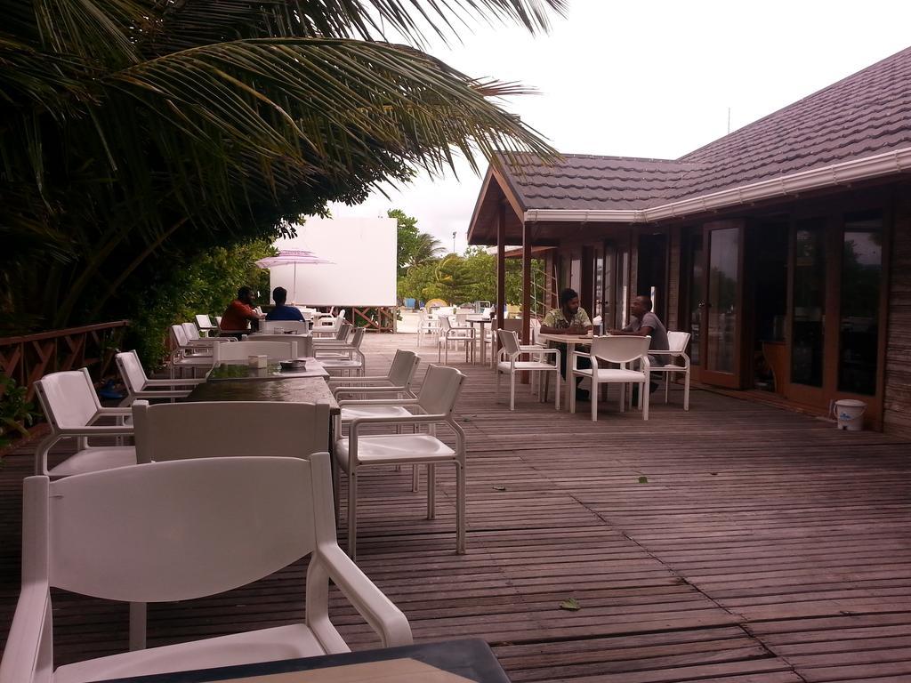 Hotel Maldives Seashine Huraa Zewnętrze zdjęcie