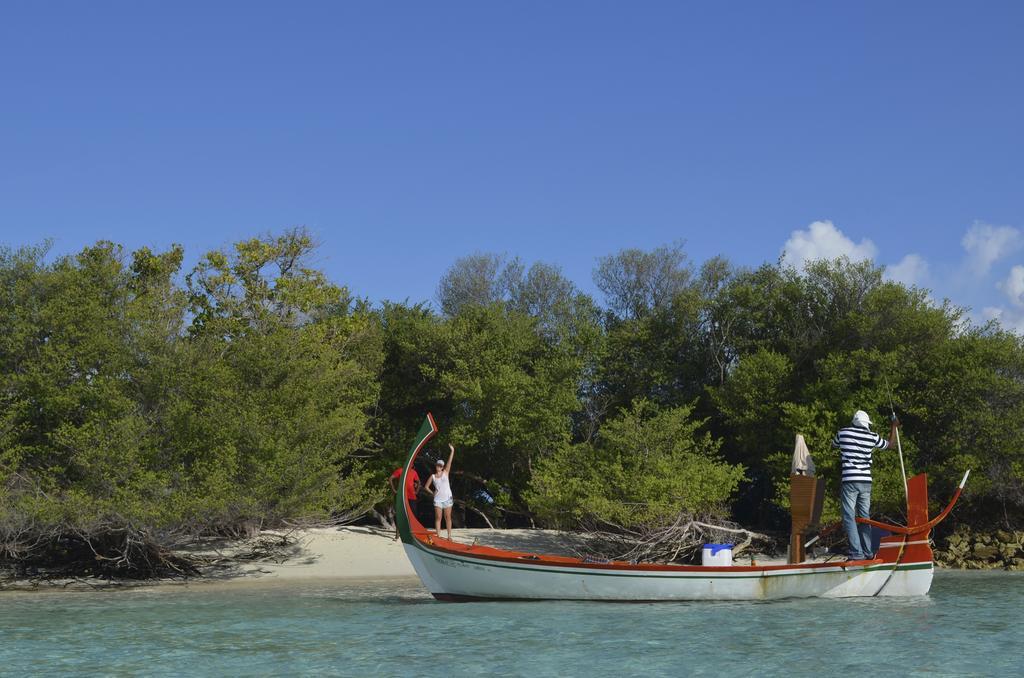 Hotel Maldives Seashine Huraa Zewnętrze zdjęcie